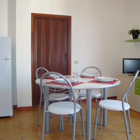 Aurora Aparthotel Lido Adriano