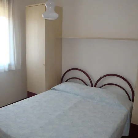 Aurora Aparthotel Lido Adriano