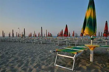 Aurora 4* Lido Adriano