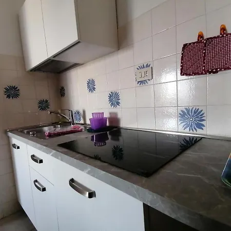 Aurora 아파트호텔 리도아드리