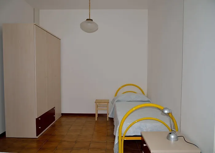 Aurora アパートホテル リド・アドリアーノ