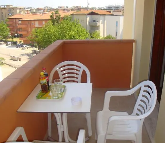 Aurora Apart Otel Lido Adriano